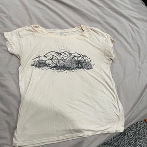 Soft, desert T-shirt